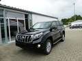 2 TOYOTA Land Cruiser